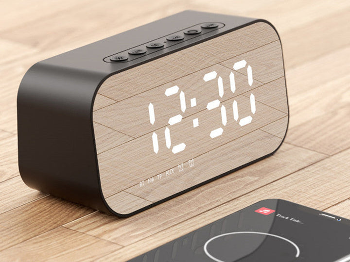 3-i-1 Trådlös Bluetooth-högtalare med Subwoofer, Alarm, Spegelklocka &amp; Termometer, för Hem &amp; Kontor