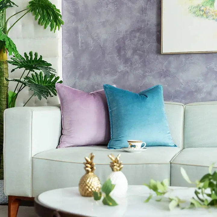 VelvetLuxe – Elegant sammetskuddöverdrag med raffinerade detaljer