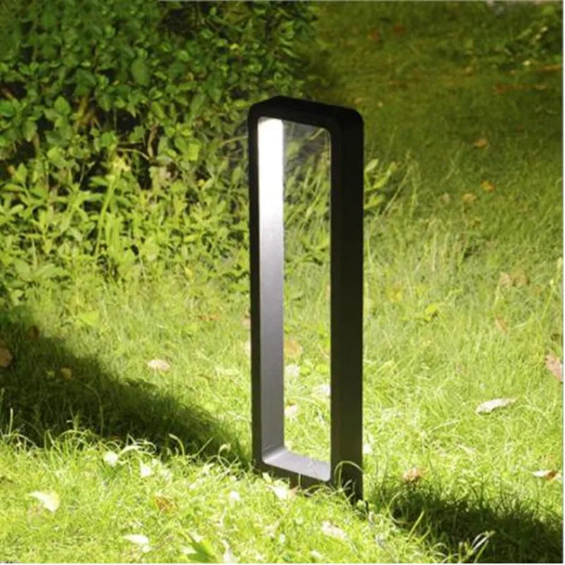 AluGlanz – Modern Aluminium Golvlampa