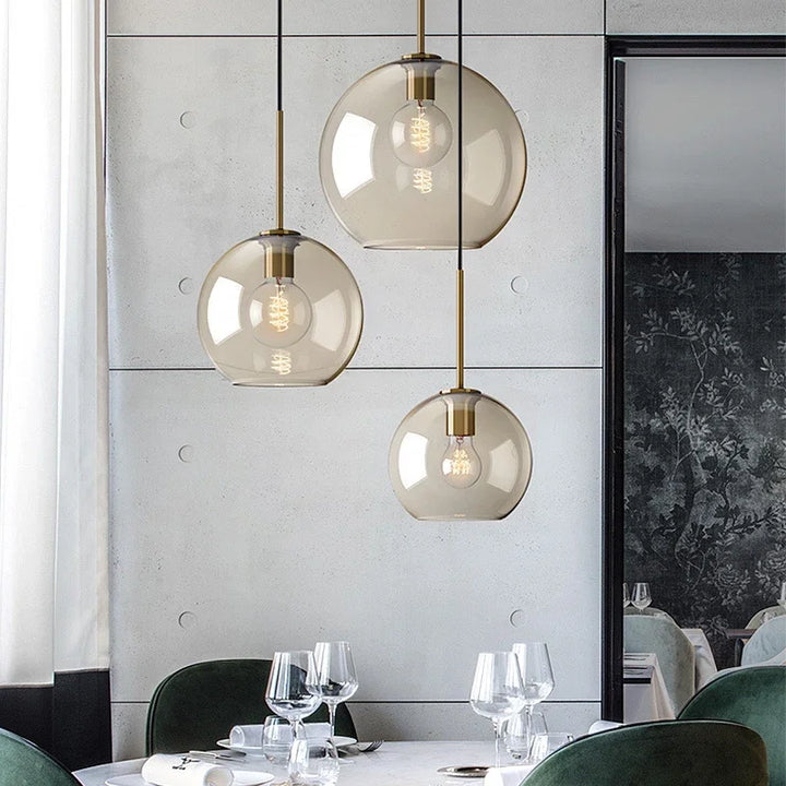 Nordisk hängande loftlampa i glas