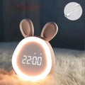 WakkerKonijn – Barnens väckarklocka med LED-nattljus och lekfull kanindesign