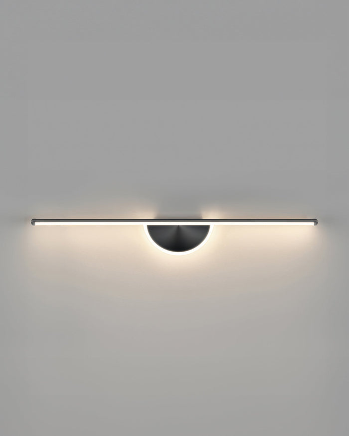 Modern vägglampa av träbåge