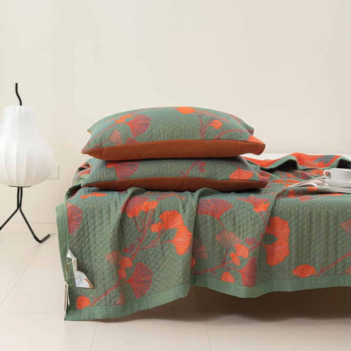 GinkgoQuilt – Sängkläder i bomull med botanisk vändbar design