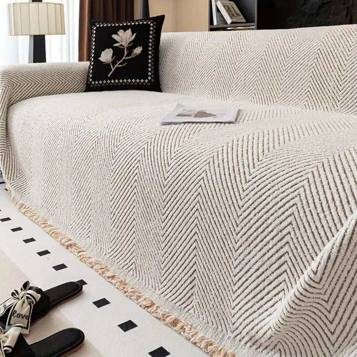 CUSHVIVE – Herringbone Sofföverdrag med Stänkskydd och Rutschkänsla
