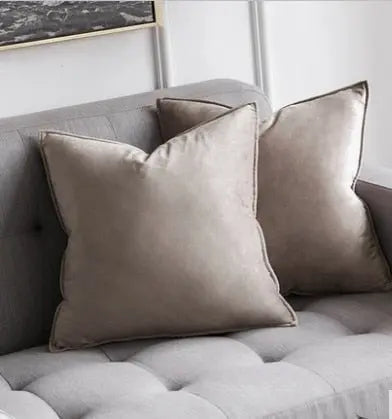 VelvetLuxe – Elegant sammetskuddöverdrag med raffinerade detaljer