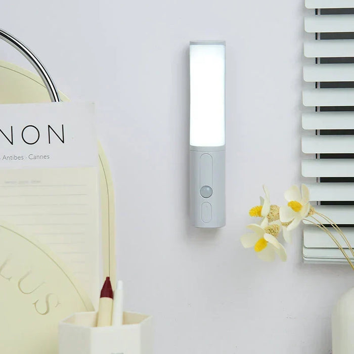 Smart LED Nattljus med Rörelsesensor - Lumos